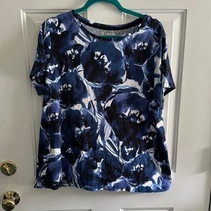 St. John’s Bay womens t shirt size 1x